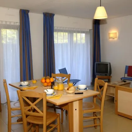 2p 2/4 Duplex Du Port- 2nd F Appartamento *